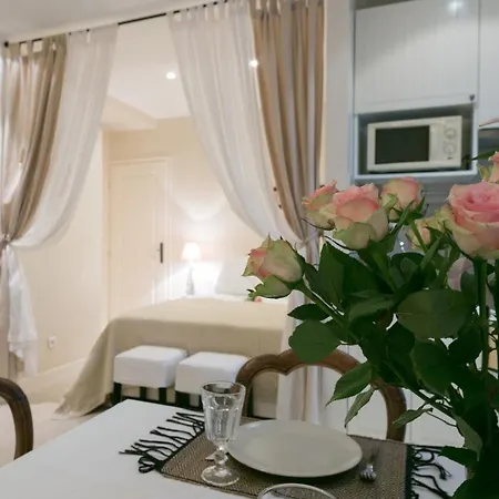 Quartier Latin 3 To Choose! Apartment