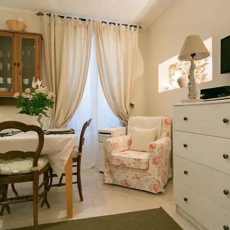 Quartier Latin 3 To Choose! Apartment