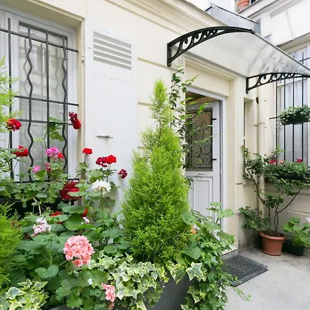Apartment Quartier Latin 3 To Choose! *
