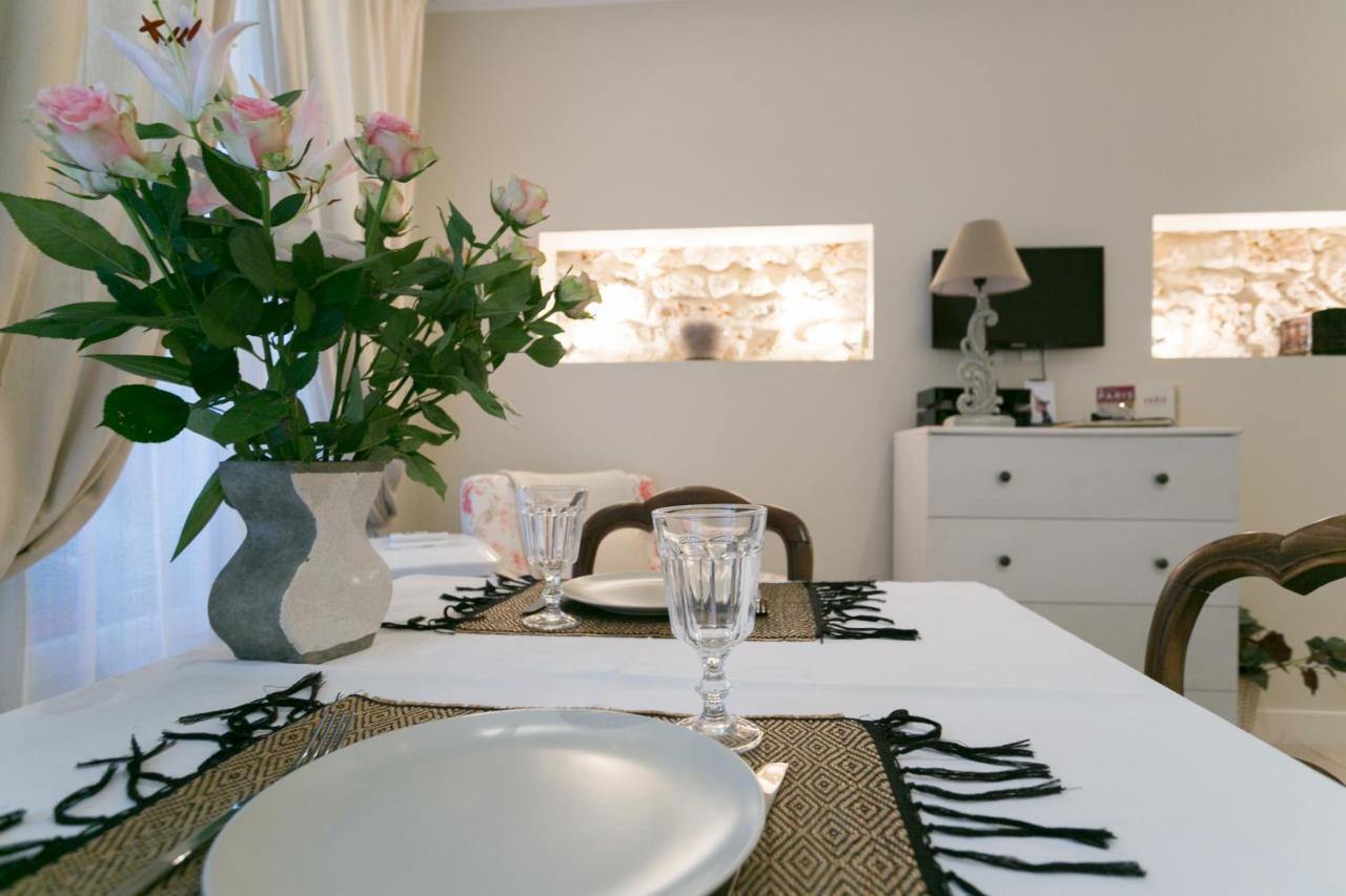 Quartier Latin 3 To Choose! *